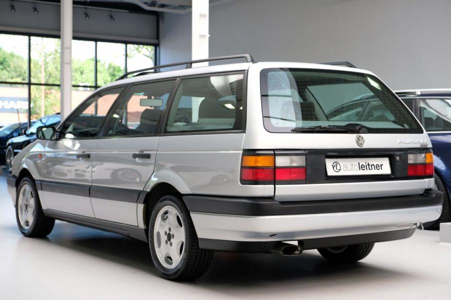  Volkswagen Passat VR6 Variant Satinsilber Metallic (B3) 1992 года  (фото 10 из 51)